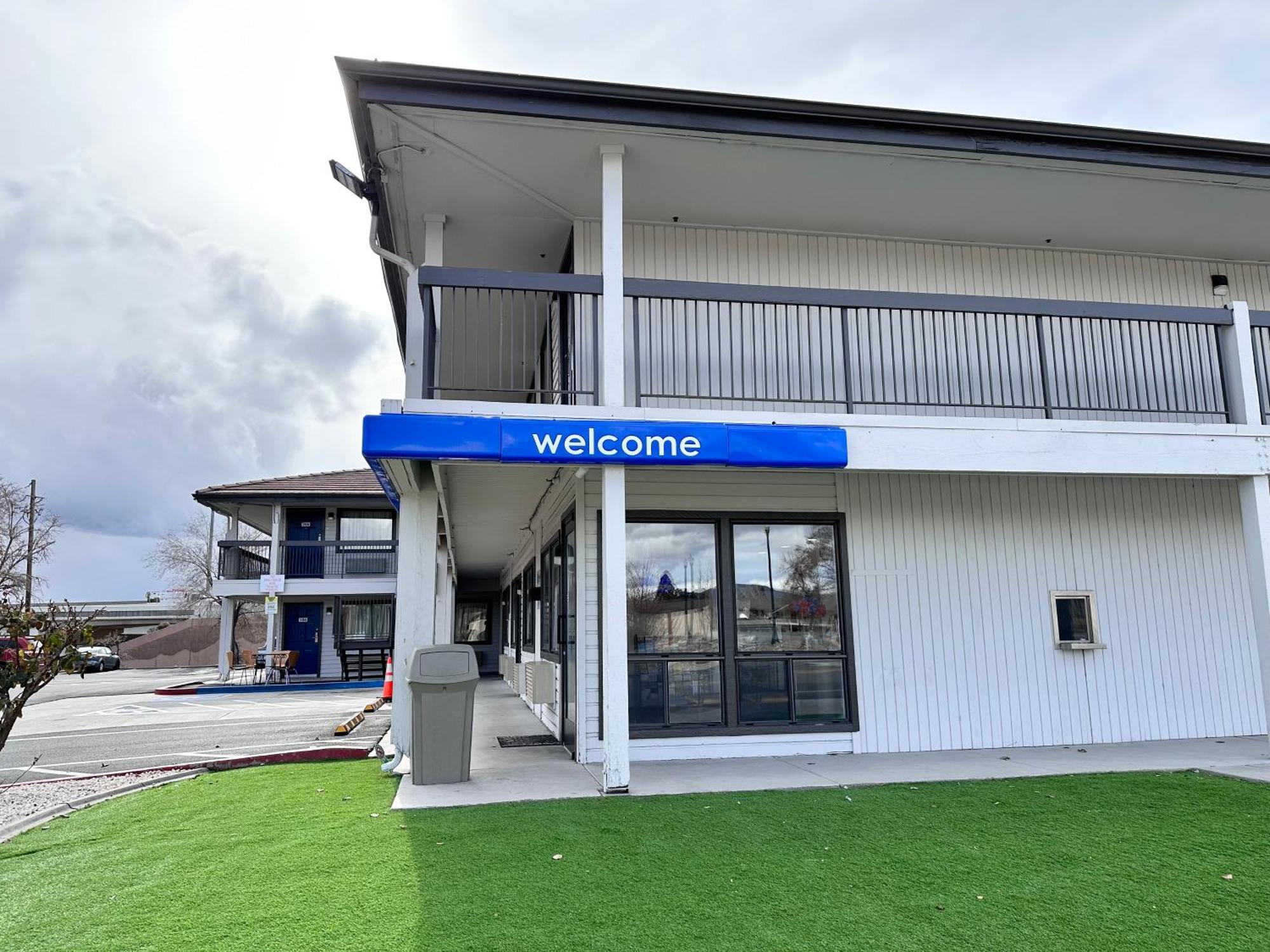 Motel 6-Sparks, Nv - Airport - Sparks Bagian luar foto